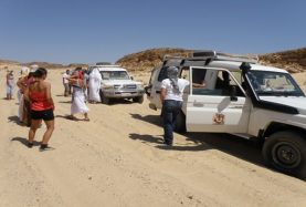 Egypt desert El Gilf Elkebir tour